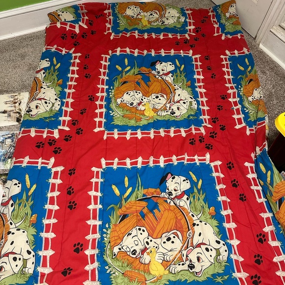 Vintage 101 Dalmatian Print Twin Comforter - Picture 2 of 4